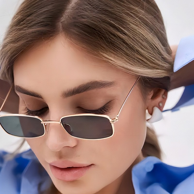Photography Outdoor - New Classic Small Frame Square Sunglasses