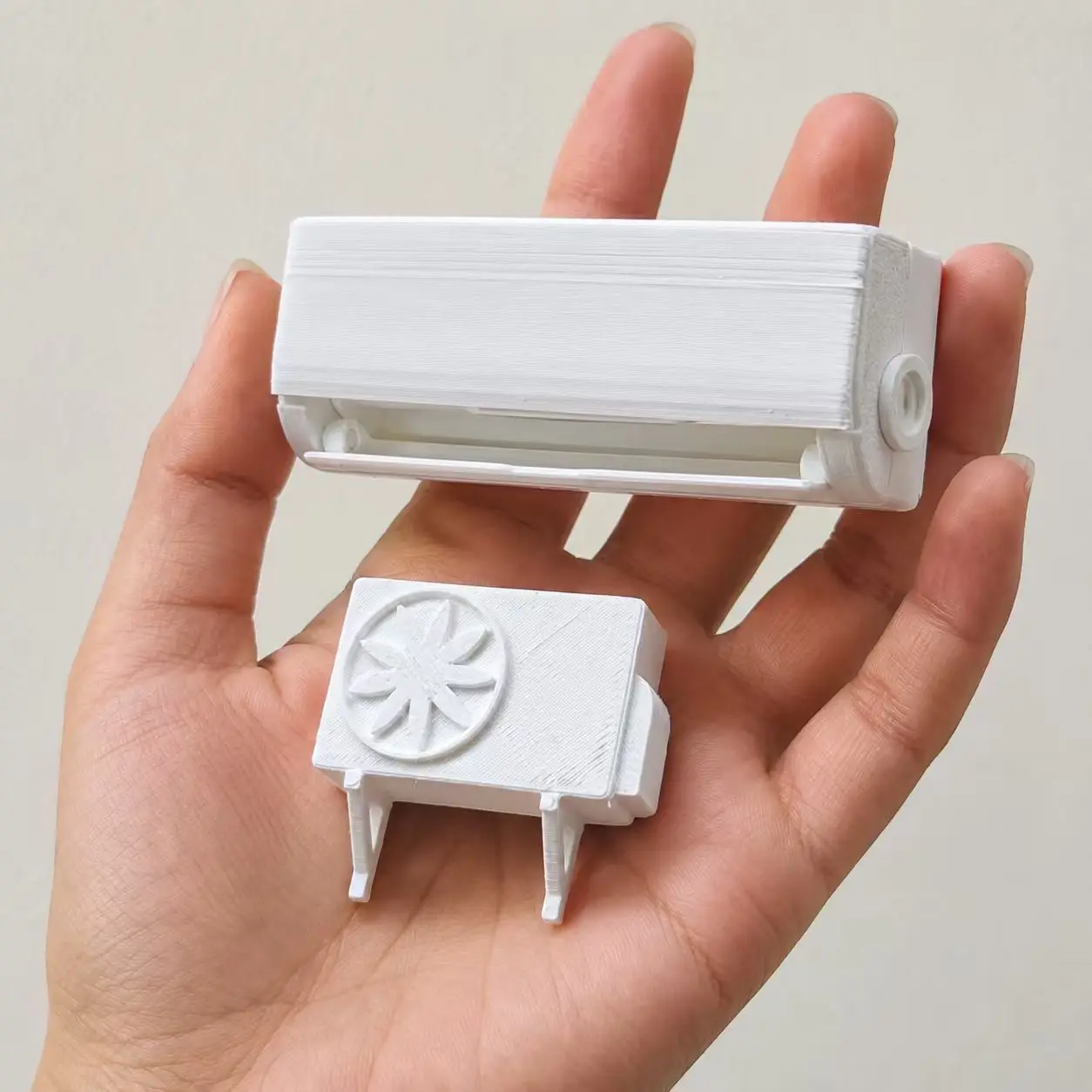 Photography Types - 2-piece/1-set 3D-printed mini split-type air conditioning