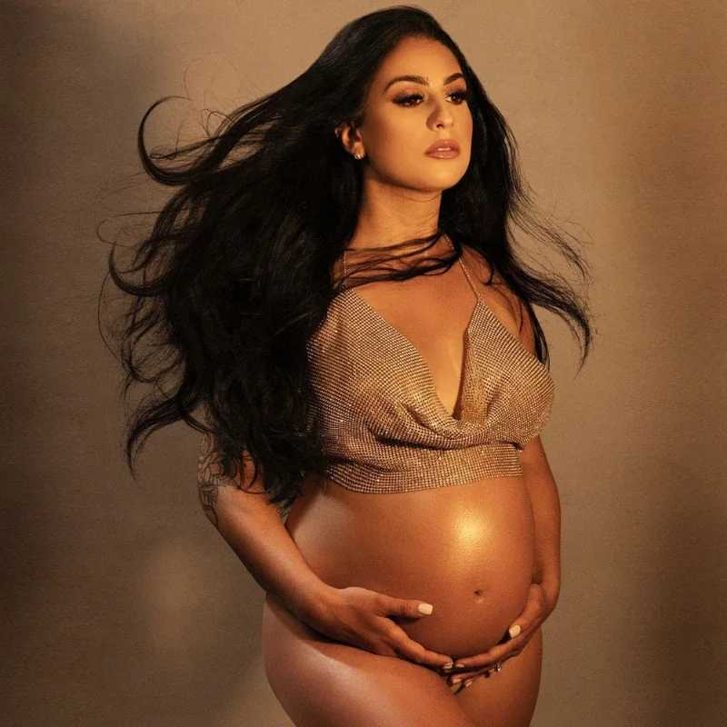 Sexy Chain Maternity Photograp - Photography Club review and price